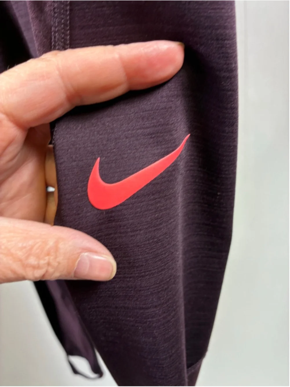 Nike Pro Hyperwarm Styrrup Leggings in Purplish Maroon Size 1X